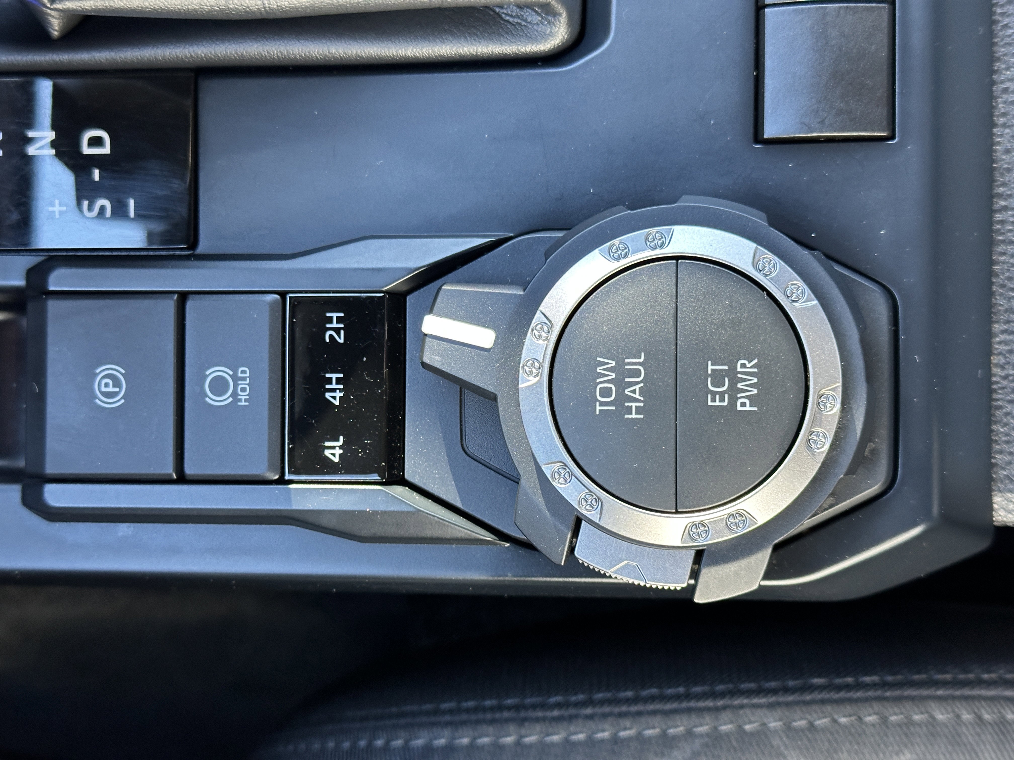 Used 2024 Toyota Tacoma SR5 image 37