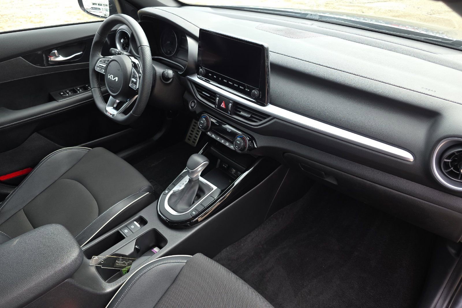 Used 2023 Kia Forte GT-Line w/ GT-Line Technology Package image 15