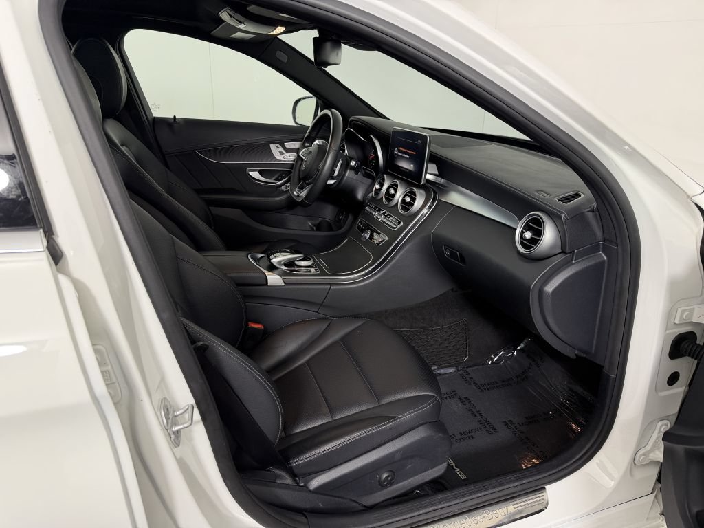 Used 2015 Mercedes-Benz C 300 4MATIC Sedan image 23