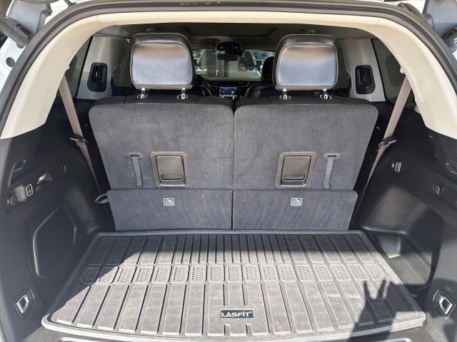 Used 2023 Jeep Grand Cherokee L Limited w/ Luxury Tech Group II image 40