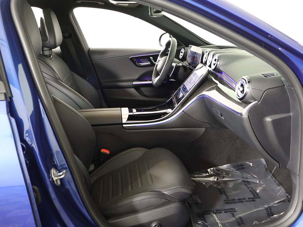 Used 2023 Mercedes-Benz C 43 AMG 4MATIC Sedan image 36