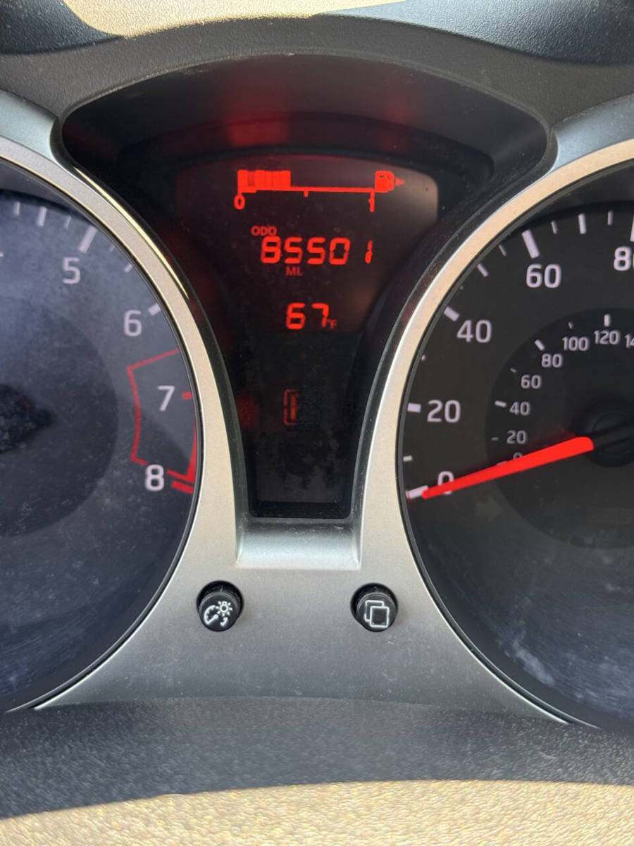 Used 2016 Nissan Juke SV AWD/4WD image 18