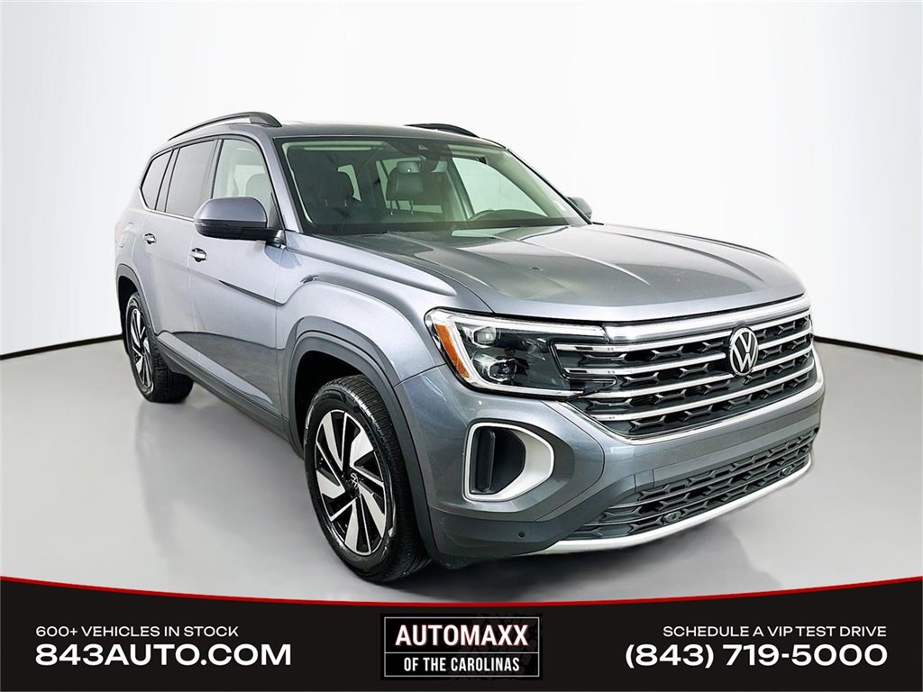 Used 2024 Volkswagen Atlas SE w/ Panoramic Sunroof Package