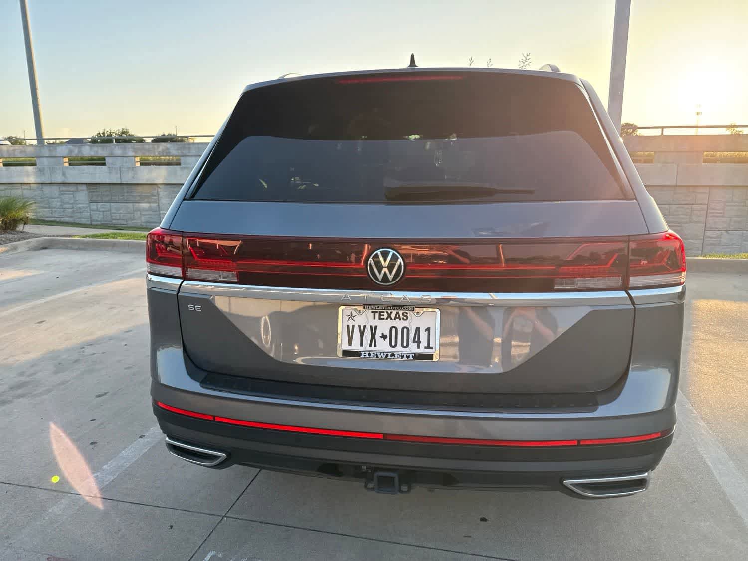 Used 2024 Volkswagen Atlas SE FWD image 6