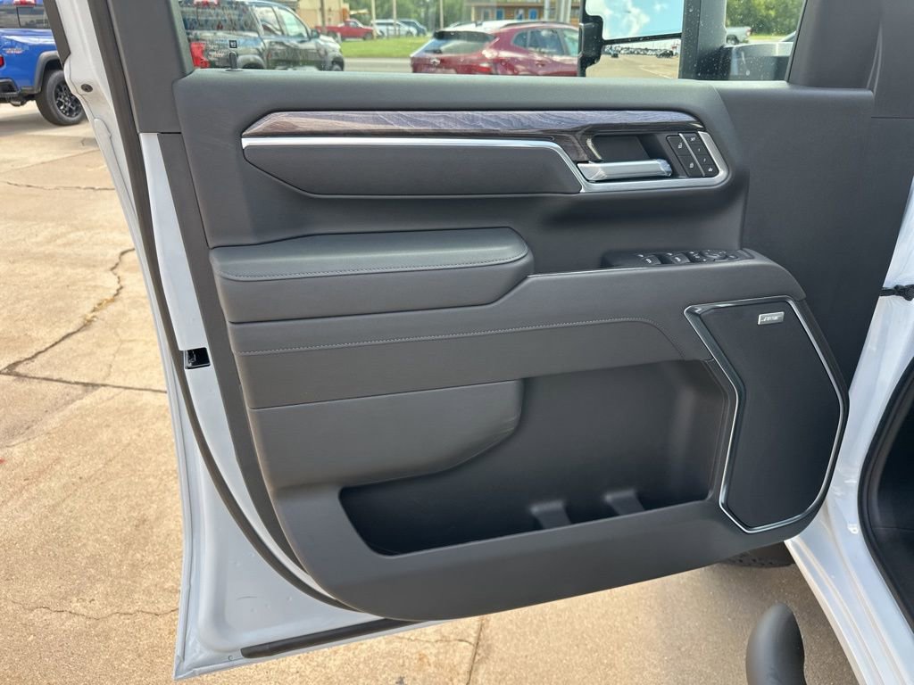 New 2025 Chevrolet Silverado 2500 LTZ w/ LTZ Plus Package image 6