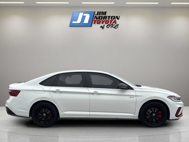 Used 2026 Volkswagen Jetta GLI Autobahn FWD image 4