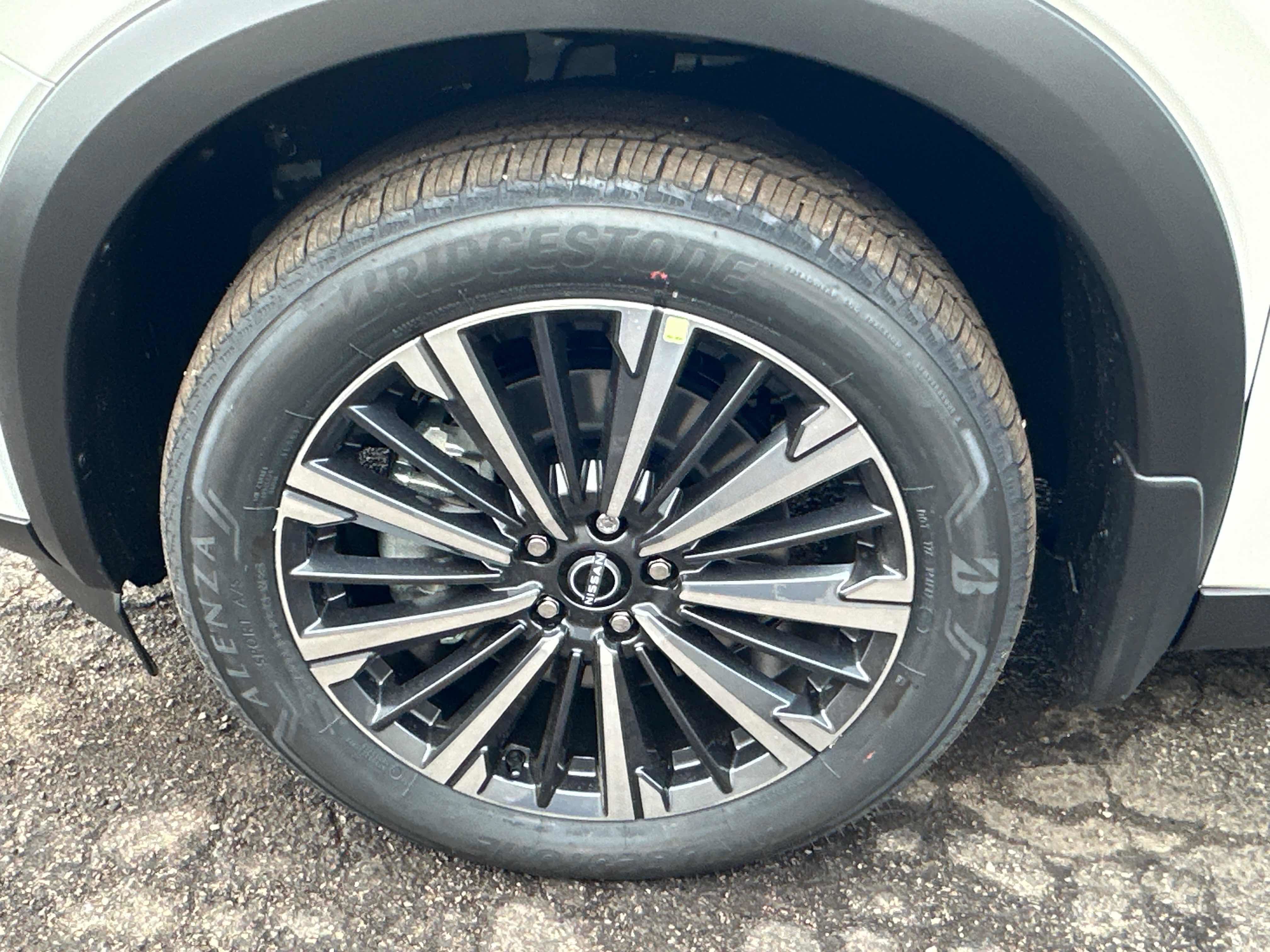 New 2026 Nissan Pathfinder Platinum AWD/4WD image 8