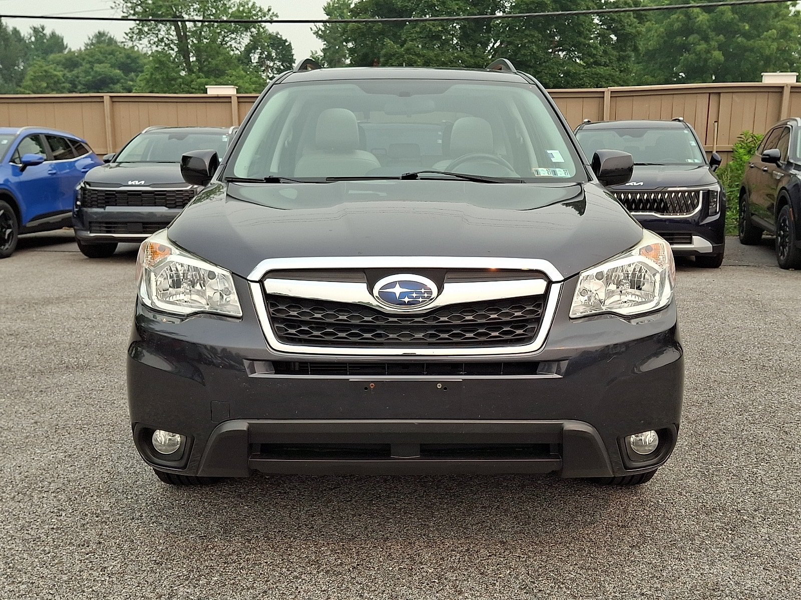 Used 2015 Subaru Forester 2.5i Limited AWD/4WD image 2