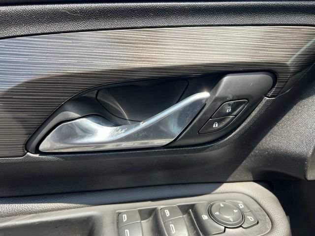 Used 2020 GMC Terrain SLT AWD/4WD image 26