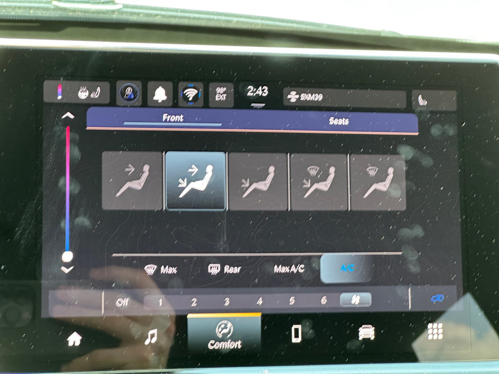 New 2026 Jeep Compass Latitude AWD/4WD image 24