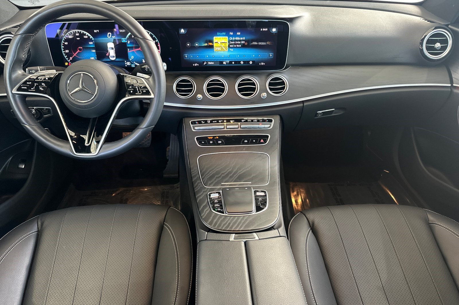 Used 2022 Mercedes-Benz E 350 Sedan image 17