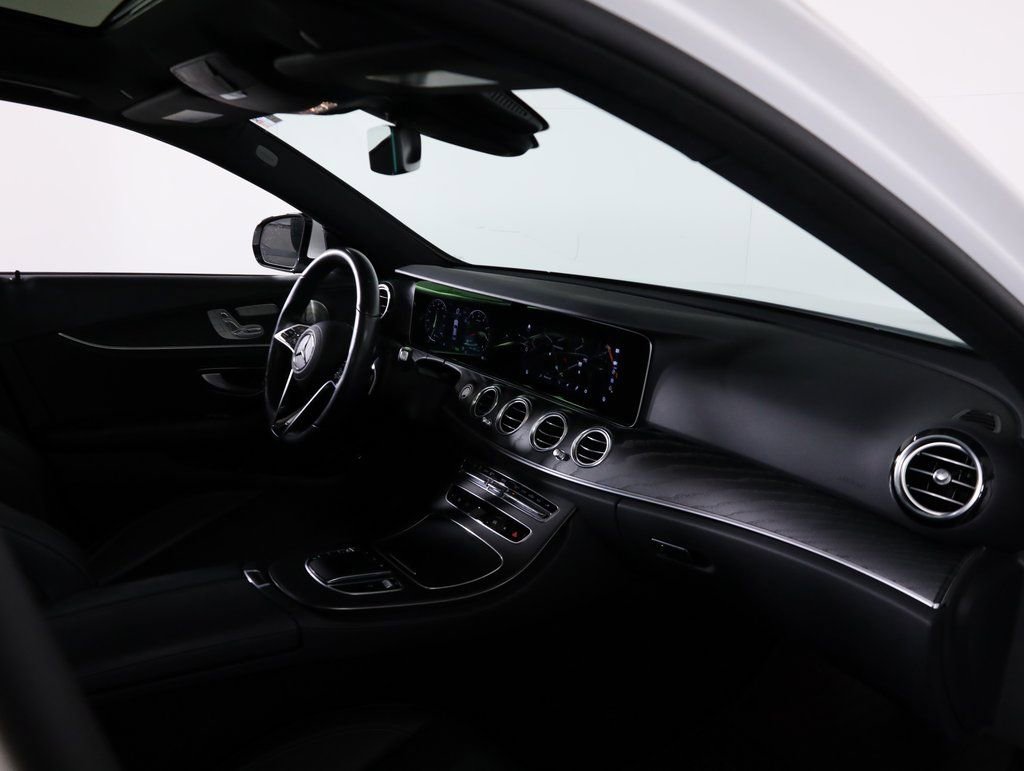 Certified 2022 Mercedes-Benz E 450 4MATIC Sedan image 42