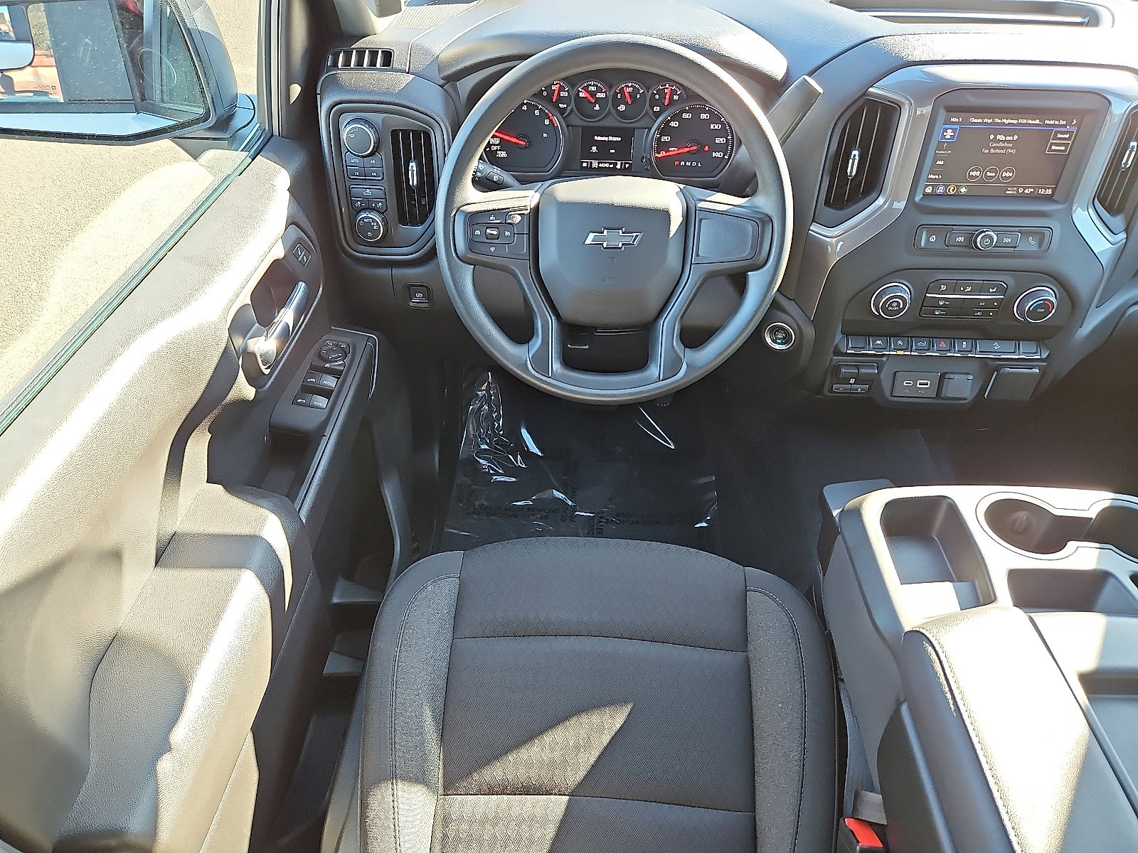 Certified 2023 Chevrolet Silverado 1500 Custom Trail Boss w/ LPO, Dark Essentials Package image 11