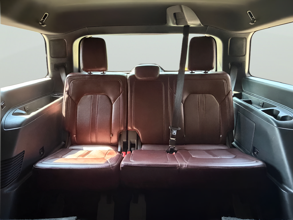 Used 2023 Ford Expedition Limited RWD image 13