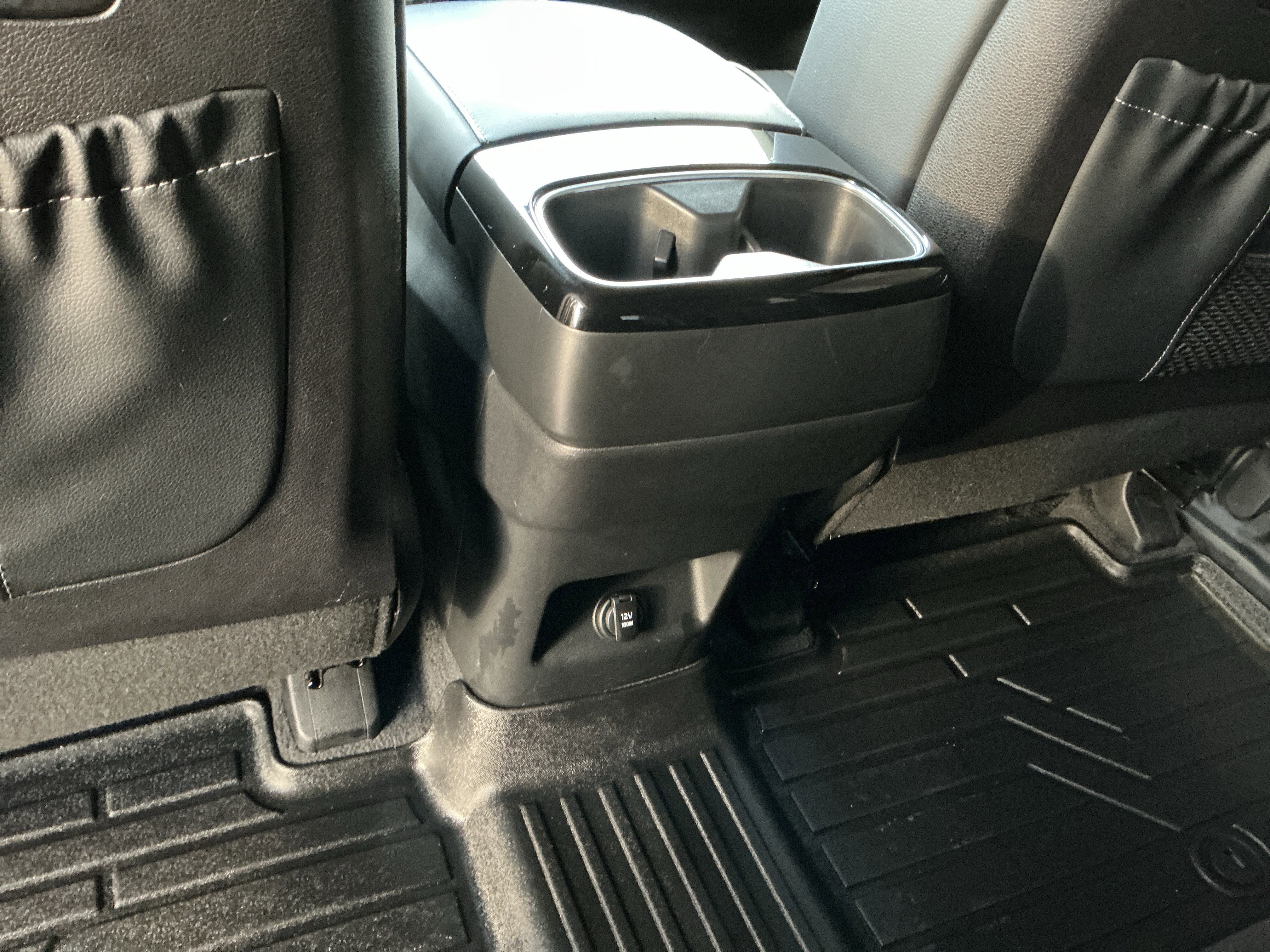 Used 2024 Kia Telluride EX w/ EX Captain's Chair Package image 33