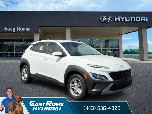 Used 2022 Hyundai Kona SE w/ Cargo Package AWD/4WD image 2