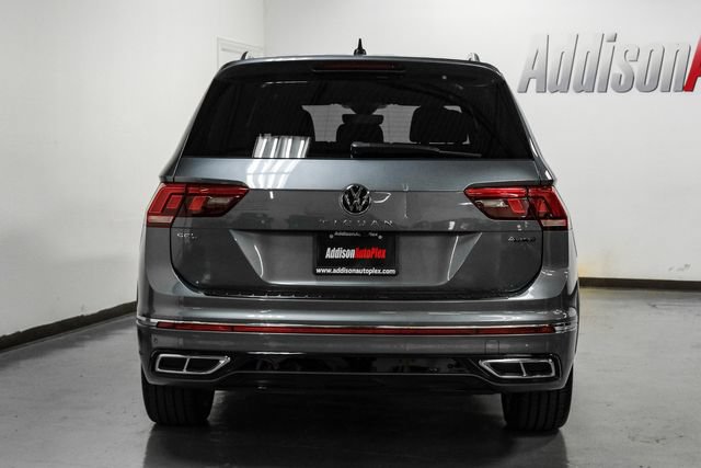 Used 2024 Volkswagen Tiguan SEL R-Line AWD/4WD image 8