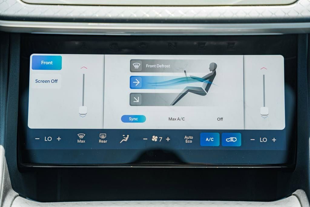 New 2025 Jeep Wagoneer S Limited AWD/4WD image 24