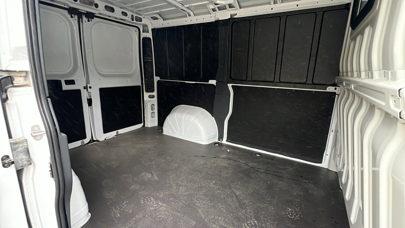 Used 2025 RAM ProMaster 1500 image 14