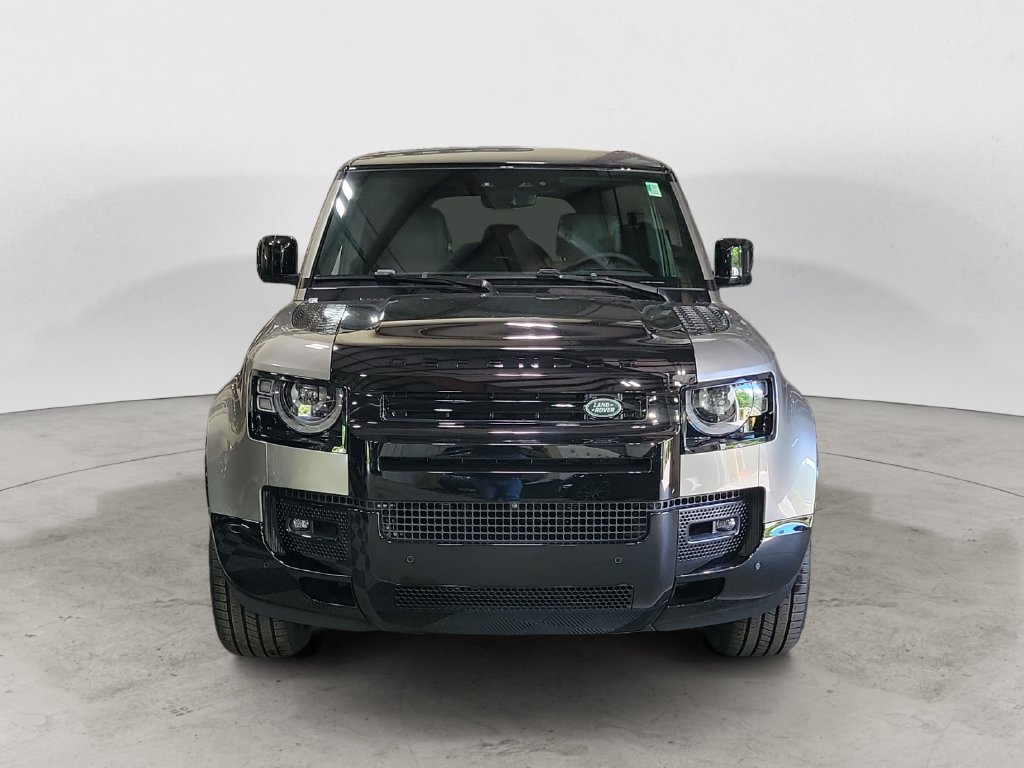 Certified 2024 Land Rover Defender 110 X AWD/4WD image 8