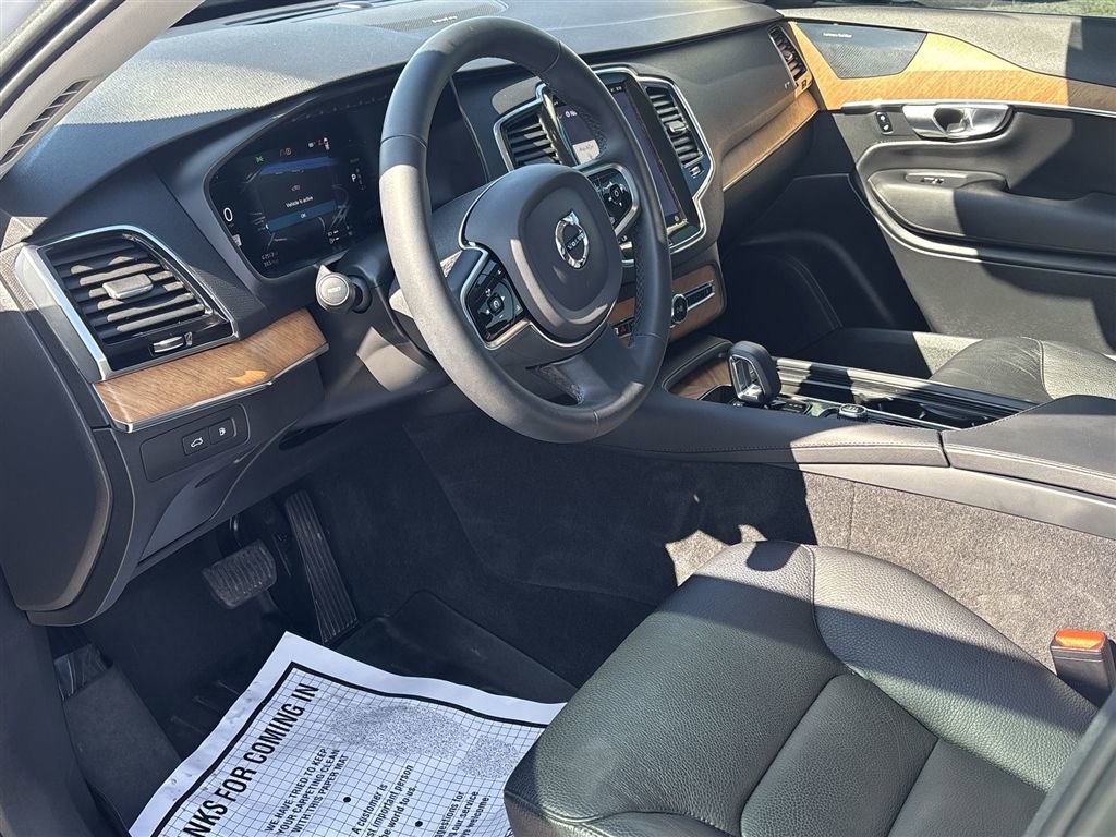 Used 2023 Volvo XC90 T8 Plus AWD/4WD image 10