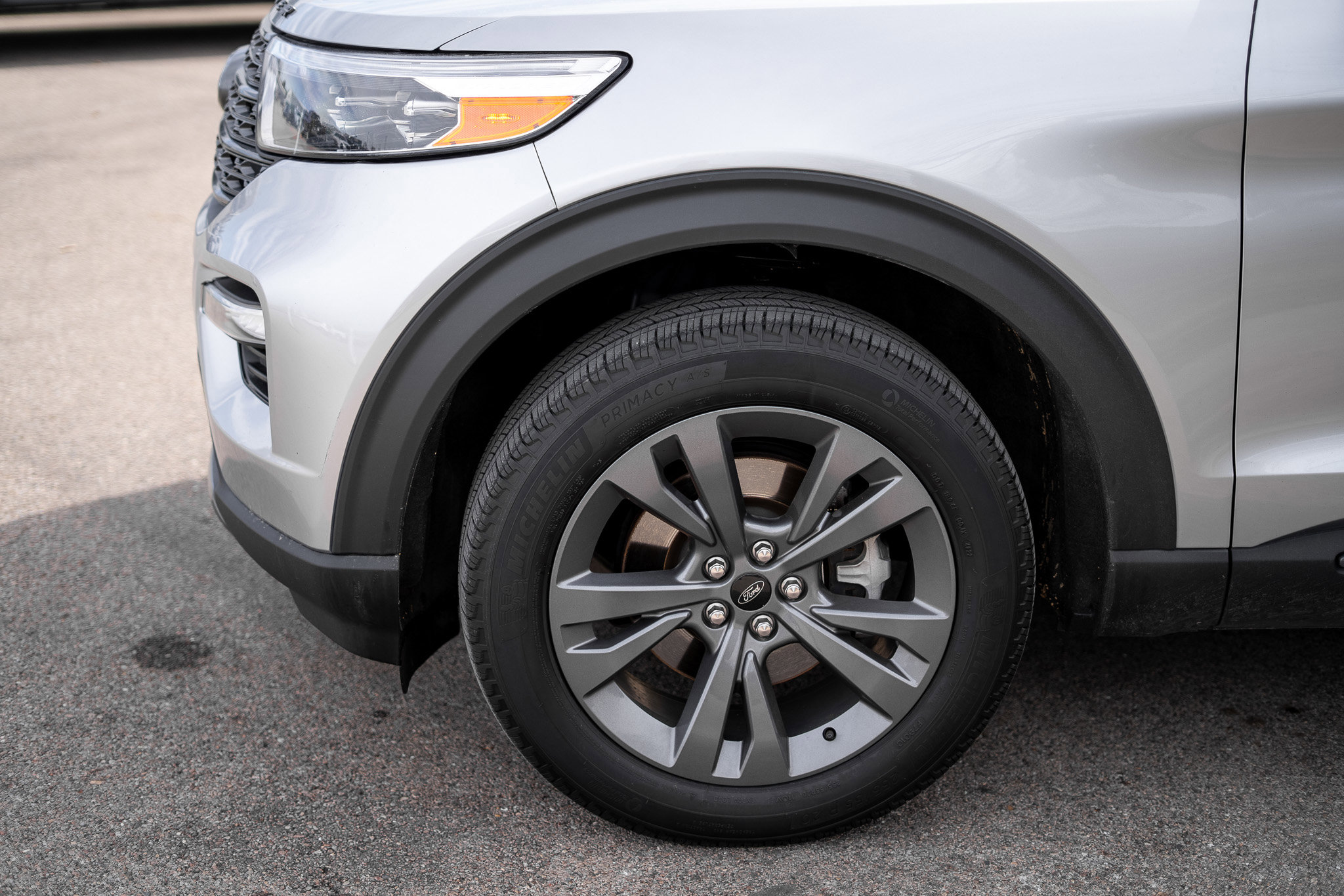 Used 2023 Ford Explorer XLT w/ Equipment Group 202A image 9