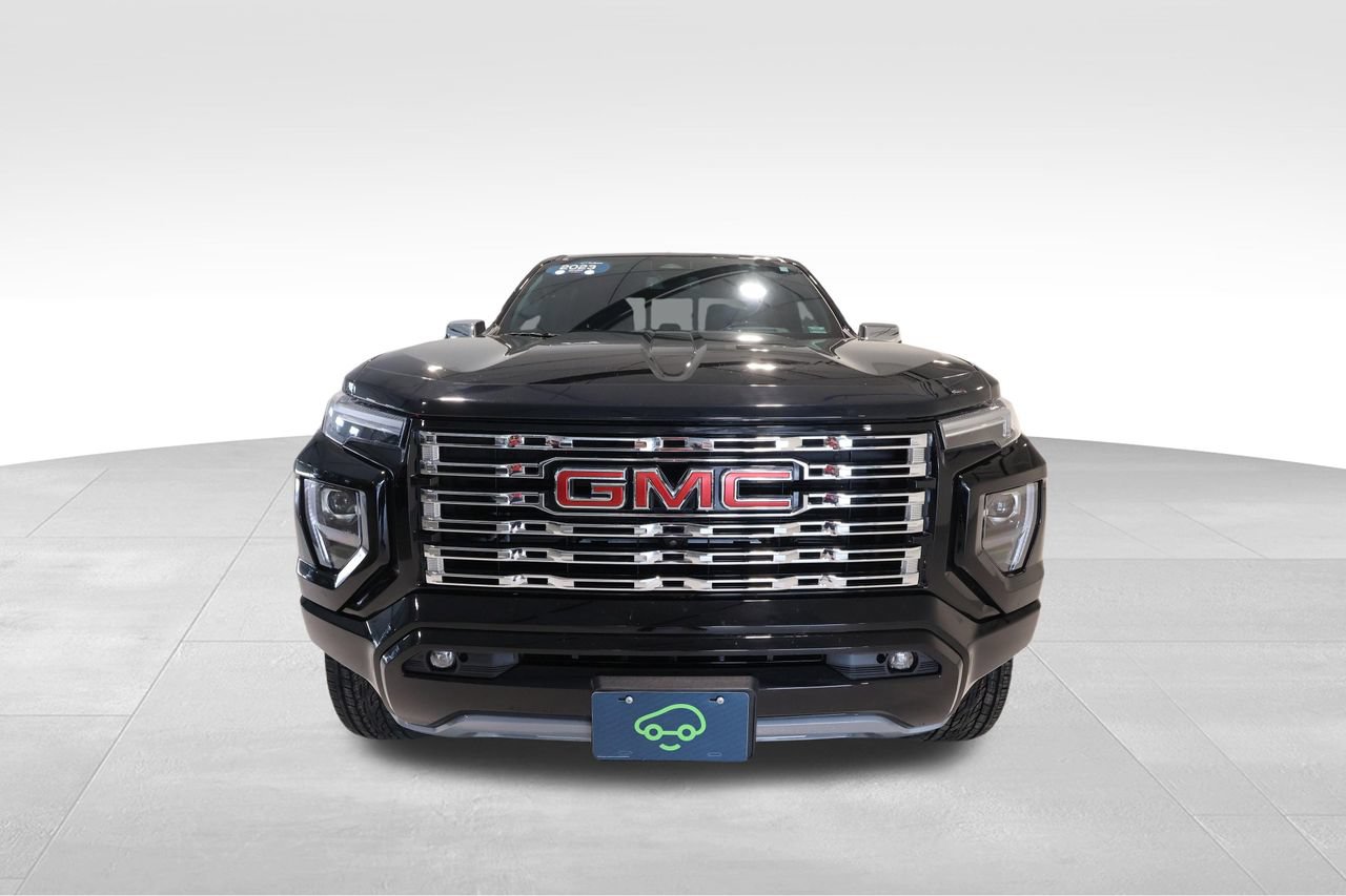 Certified 2023 GMC Canyon Denali w/ Denali Black Edition AWD/4WD image 7