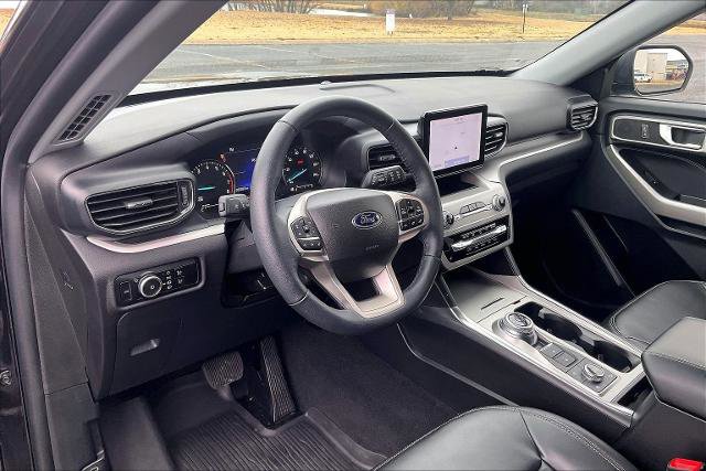 Certified 2023 Ford Explorer XLT w/ Equipment Group 202A image 15