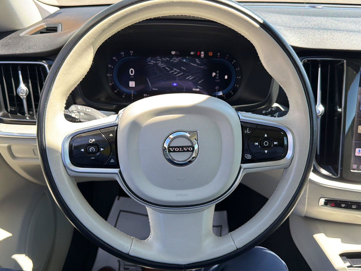 Used 2023 Volvo V60 B5 Cross Country Plus AWD/4WD image 14