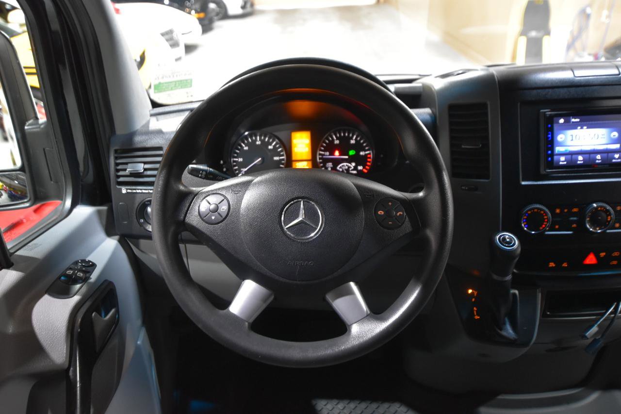 Used 2015 Mercedes-Benz Sprinter 3500 image 16