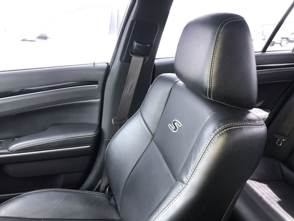 Used 2019 Chrysler 300 S w/ 300S Premium Group 2 image 22