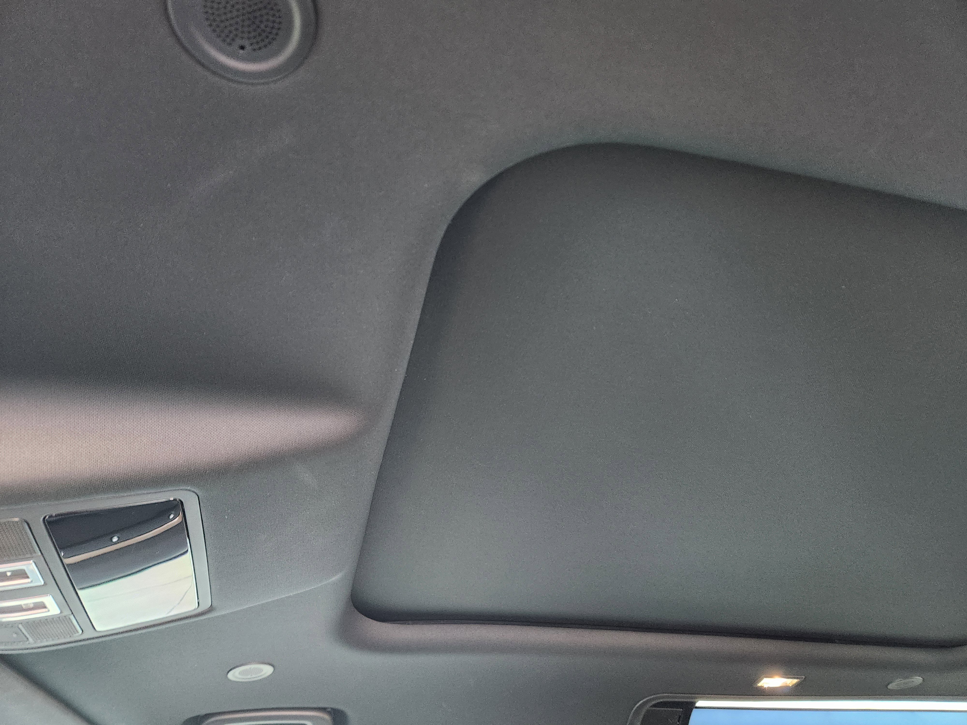 Certified 2025 Land Rover Defender 90 S image 26