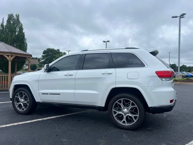 Used 2018 Jeep Grand Cherokee Limited AWD/4WD image 10