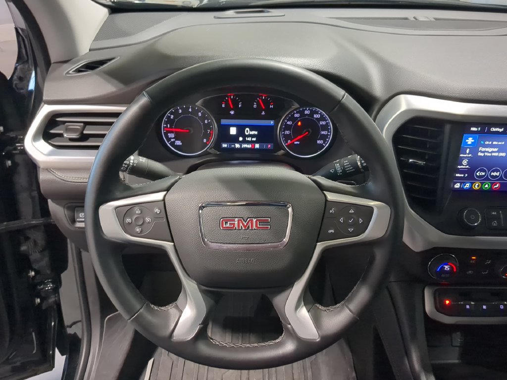 Used 2023 GMC Acadia SLT w/ LPO, Floor Liner Package AWD/4WD image 22