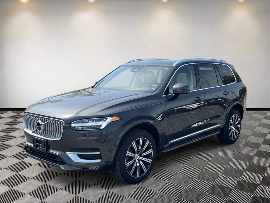 Certified 2024 Volvo XC90 B6 Plus w/ Protection Package image 7