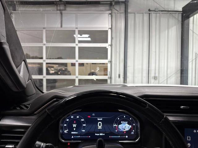 Used 2023 GMC Sierra 1500 Denali Ultimate AWD/4WD image 8