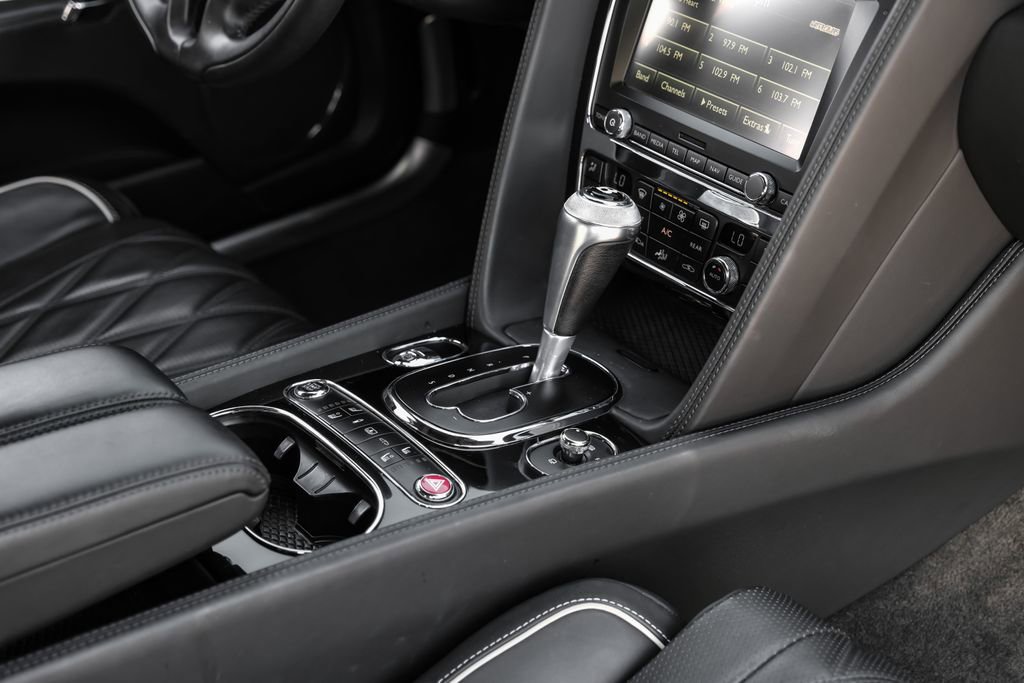 Used 2016 Bentley Flying Spur V8 AWD/4WD image 26