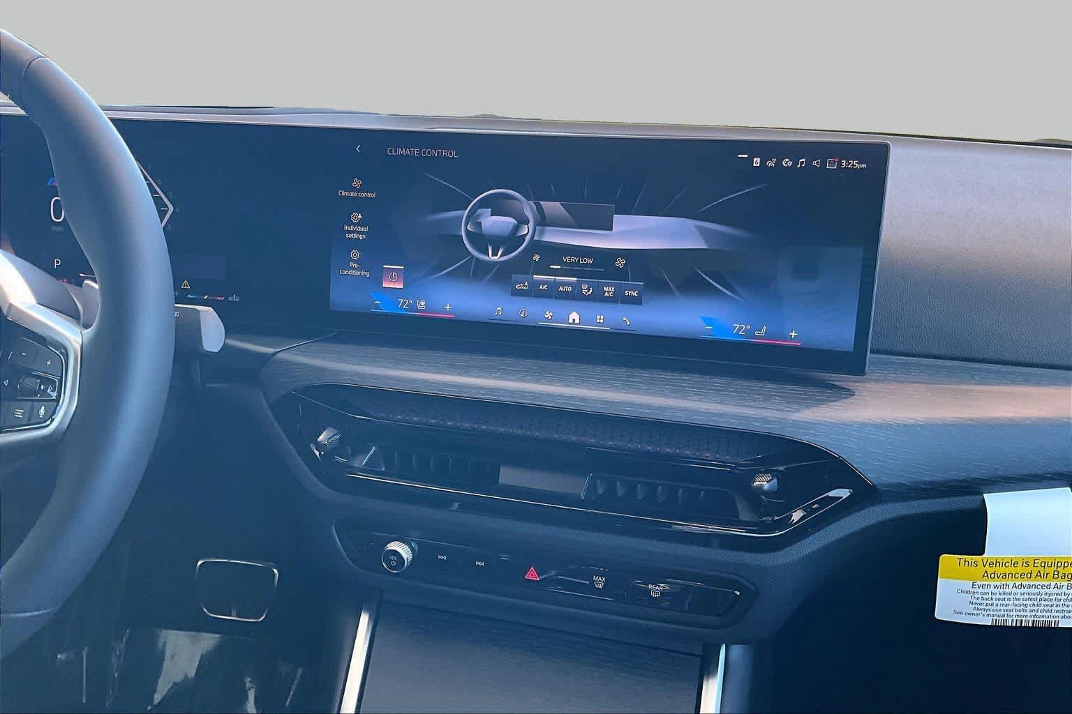 New 2026 BMW 330i Sedan w/ M Sport Package RWD image 6