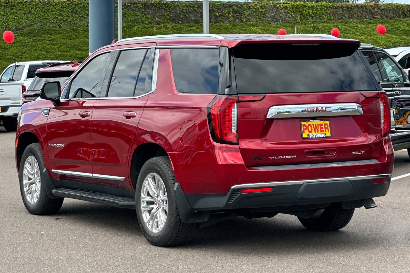 Used 2022 GMC Yukon SLT w/ SLT Luxury Package image 6