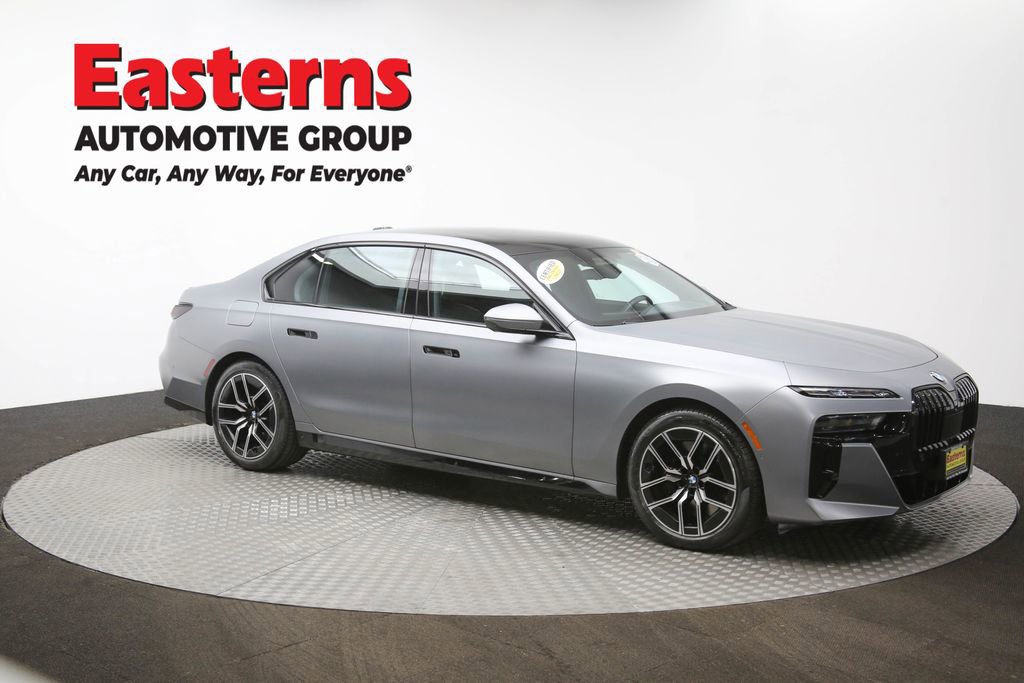 Used 2023 BMW 740i w/ Executive Package image 52