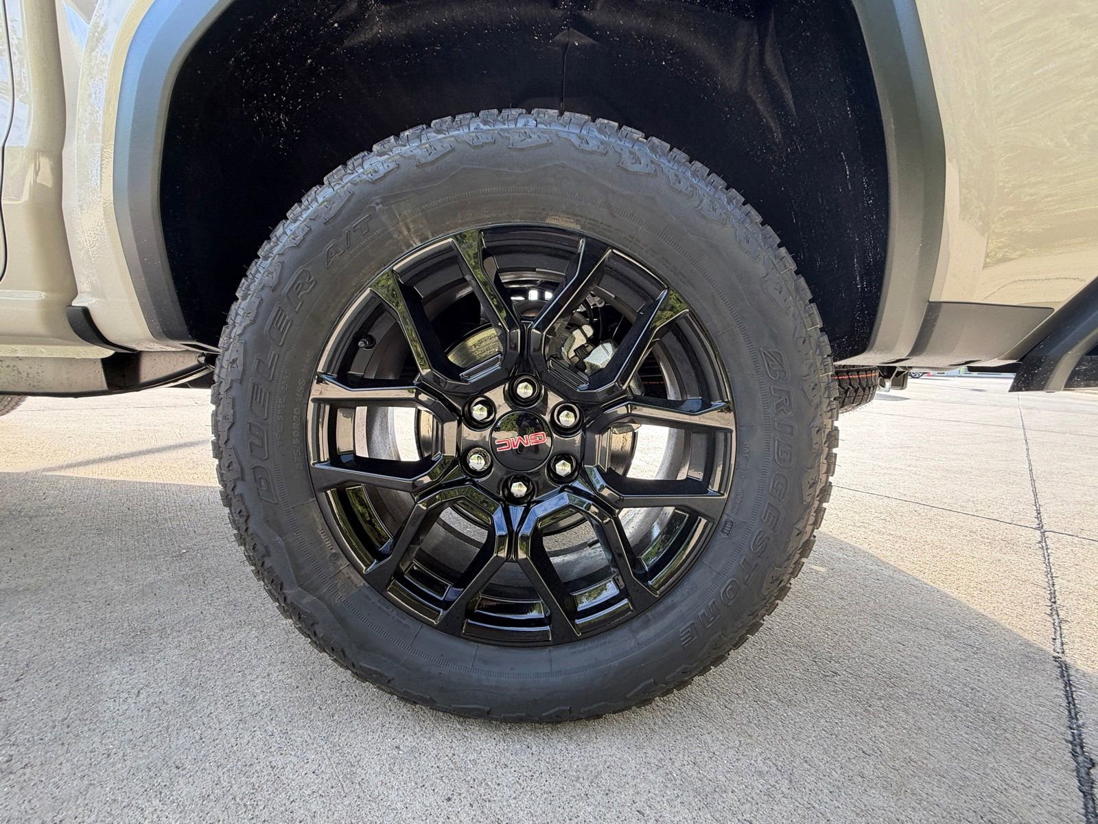 New 2026 GMC Canyon AT4 w/ Technology Plus Package AWD/4WD image 41