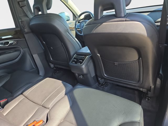 Used 2017 Volvo XC90 T6 Momentum w/ Vision Package AWD/4WD image 13