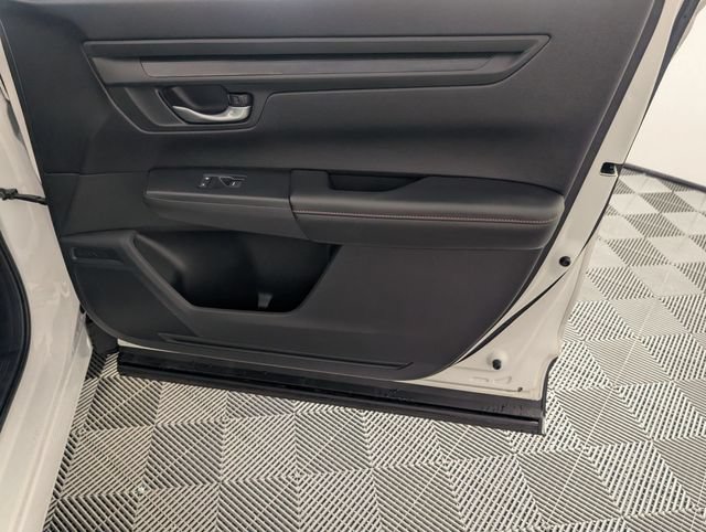 Used 2025 Honda CR-V Sport-L image 36