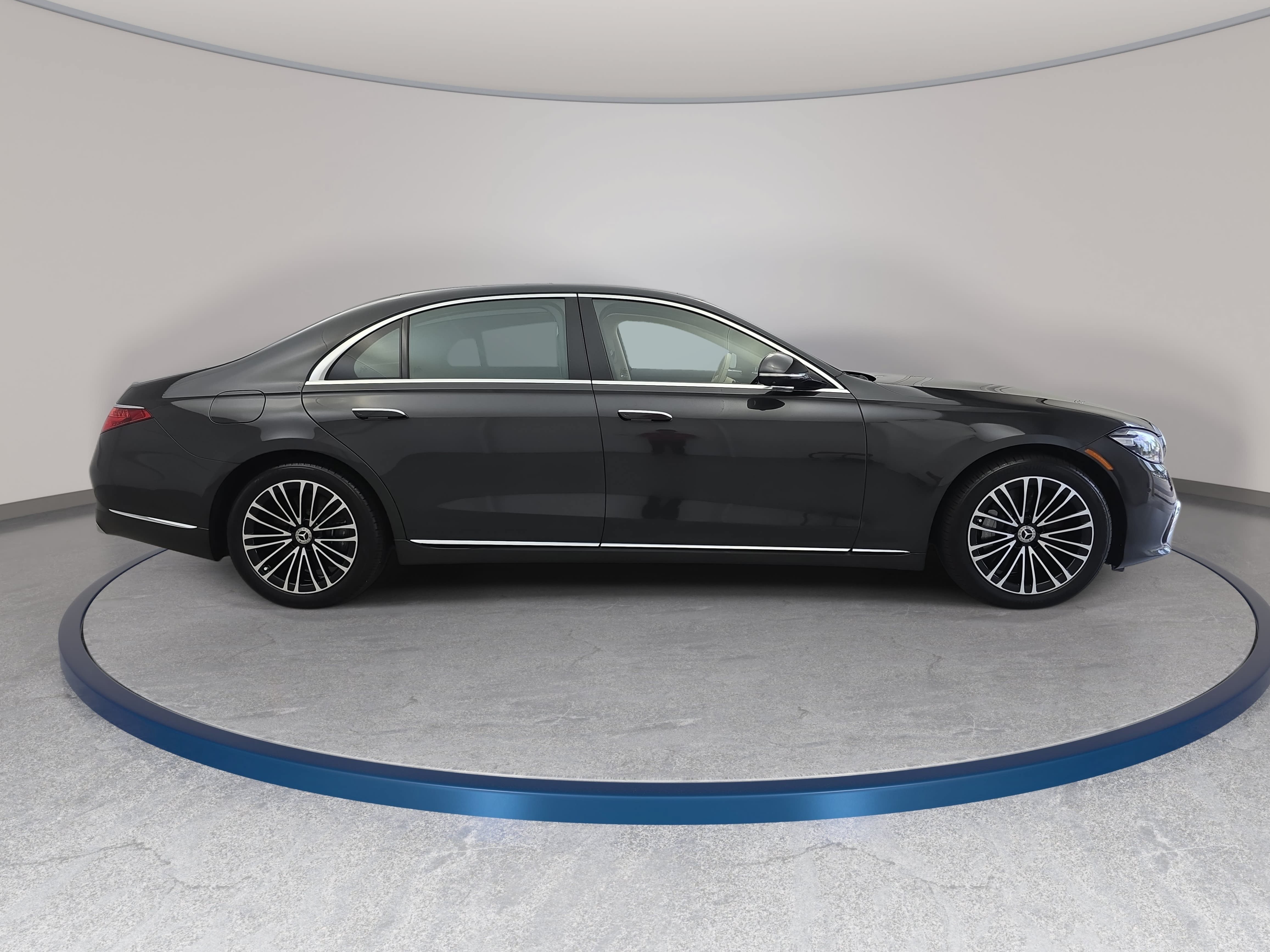 Certified 2023 Mercedes-Benz S 580 4MATIC Sedan image 4