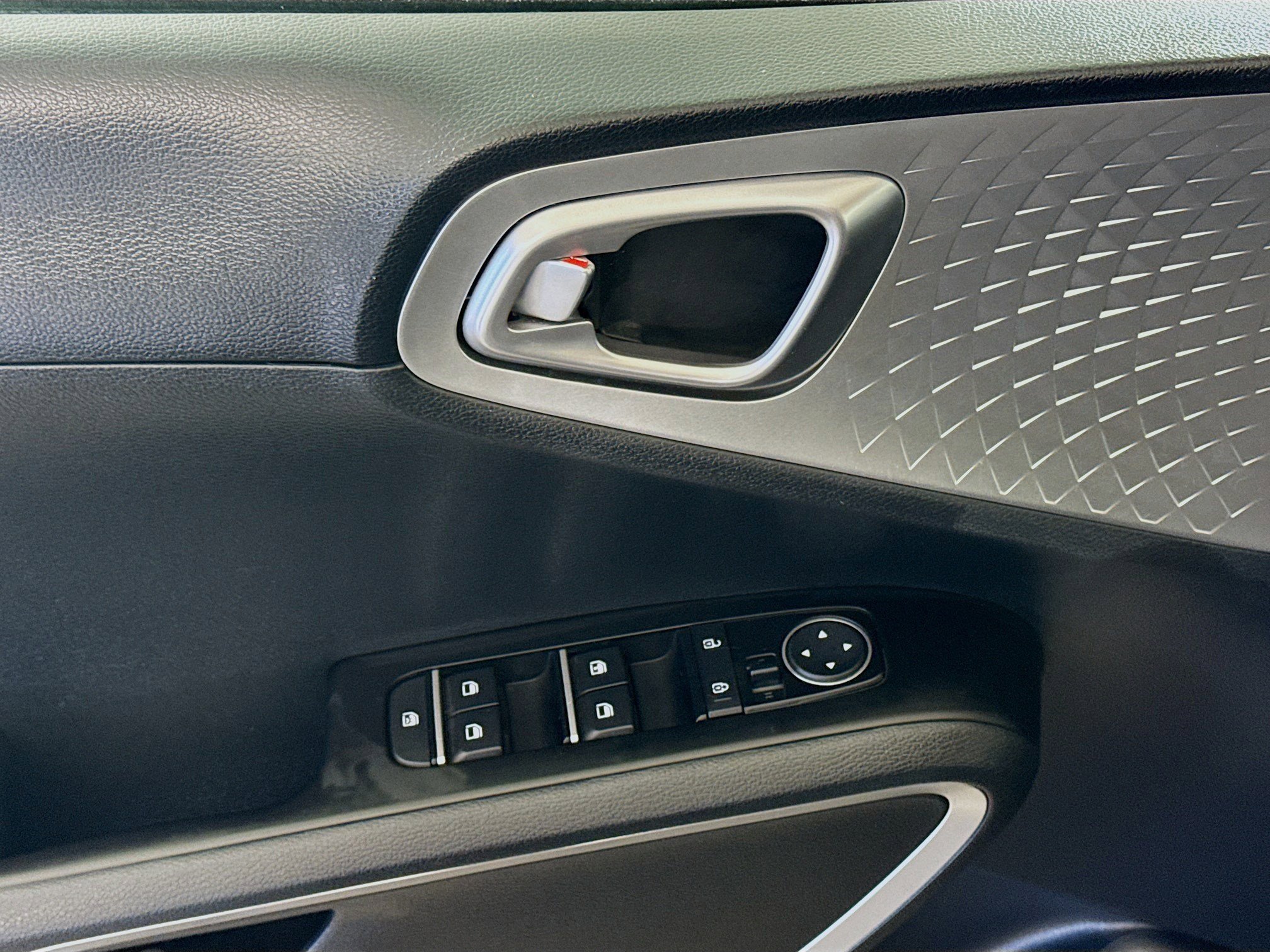 Used 2025 Kia Soul LX w/ LX Technology Package image 23