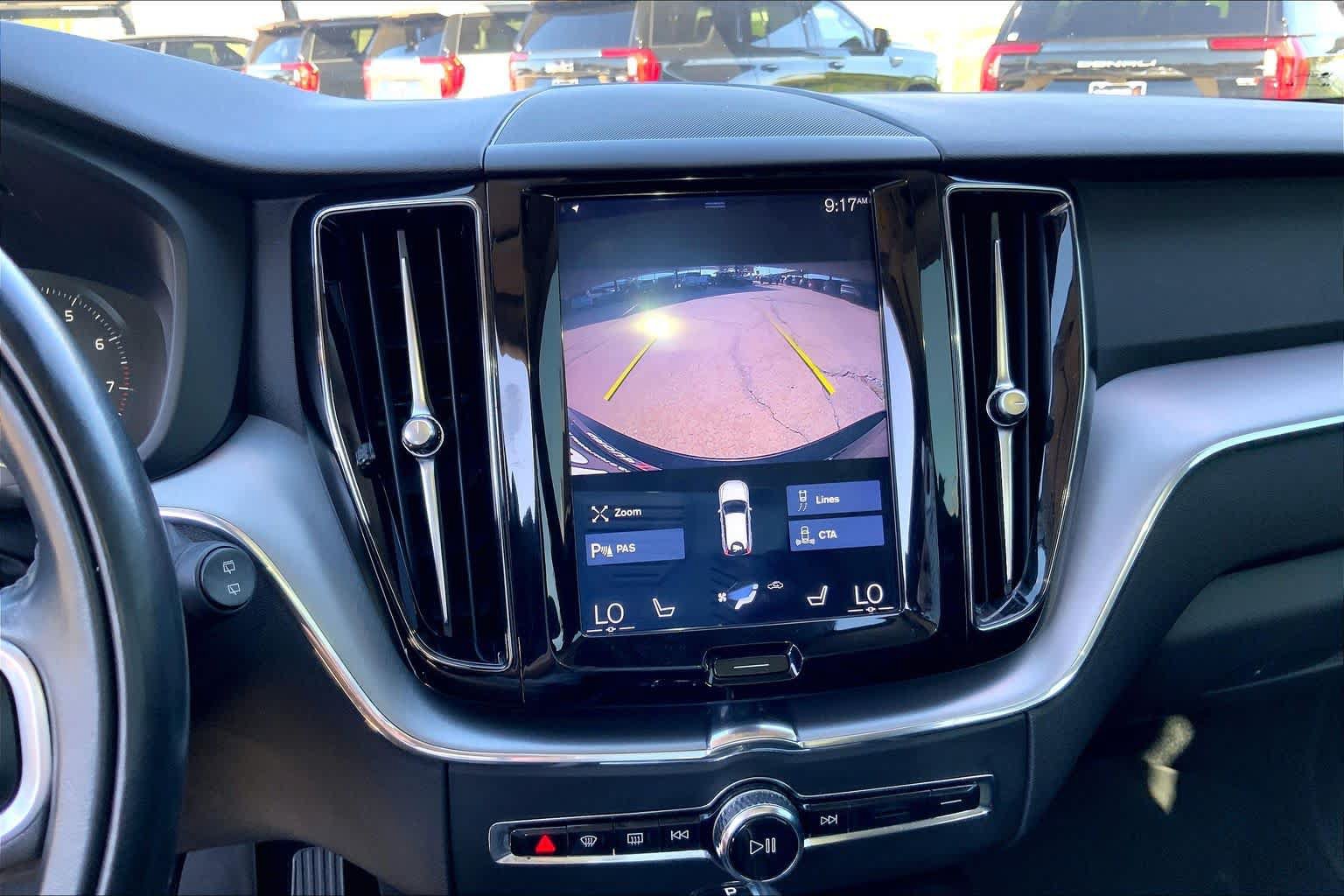 Used 2020 Volvo XC60 T5 Momentum AWD/4WD image 31