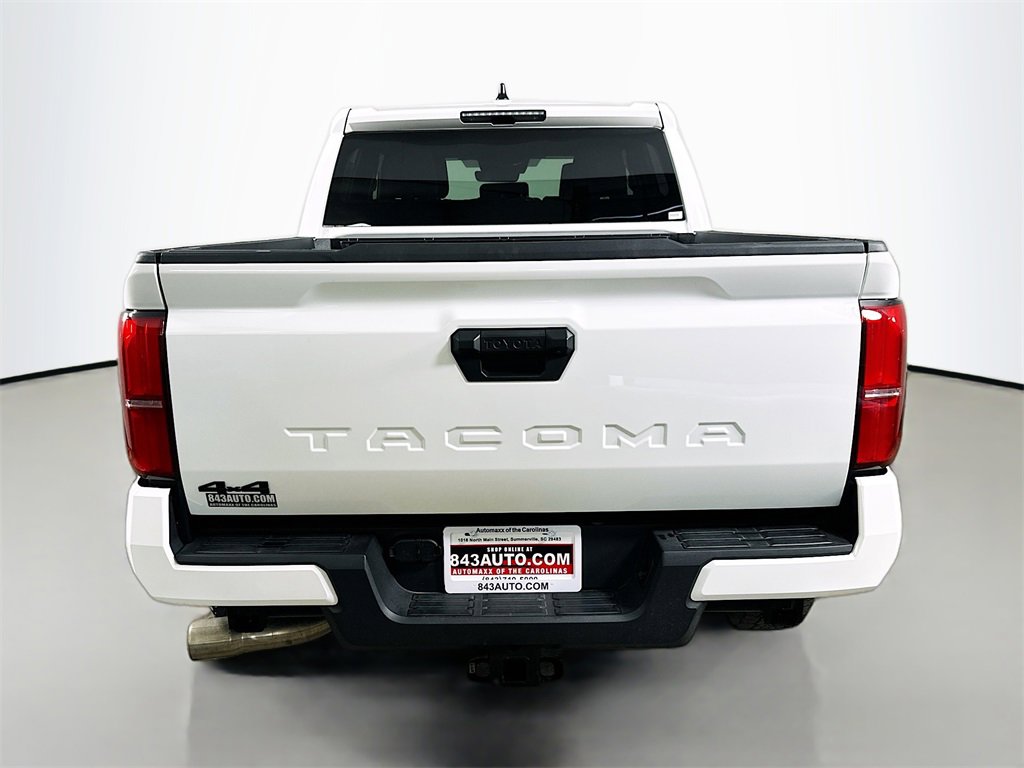 Used 2025 Toyota Tacoma TRD Off-Road image 6
