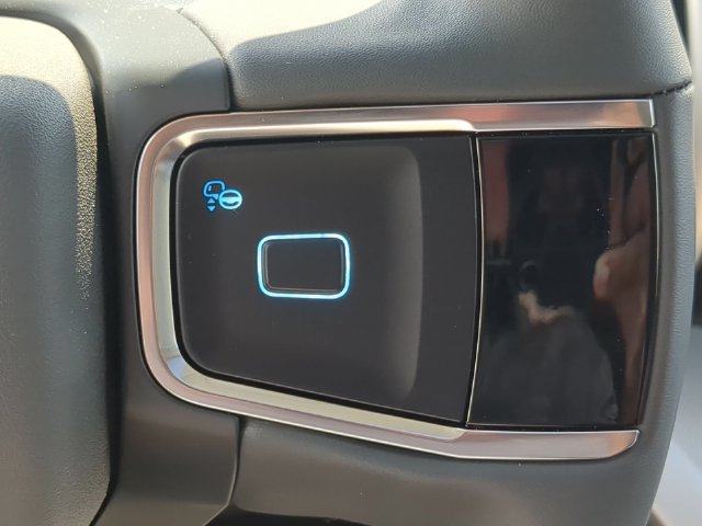 New 2025 Ford Expedition Active AWD/4WD image 26