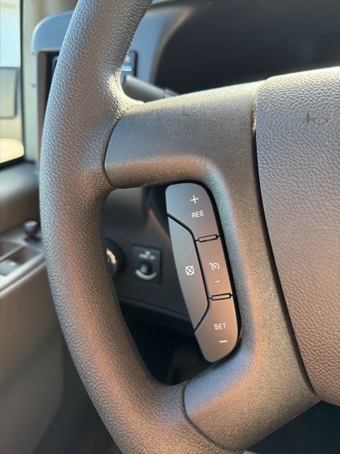 New 2025 Chevrolet Express 2500 w/ Driver Convenience Package RWD image 17