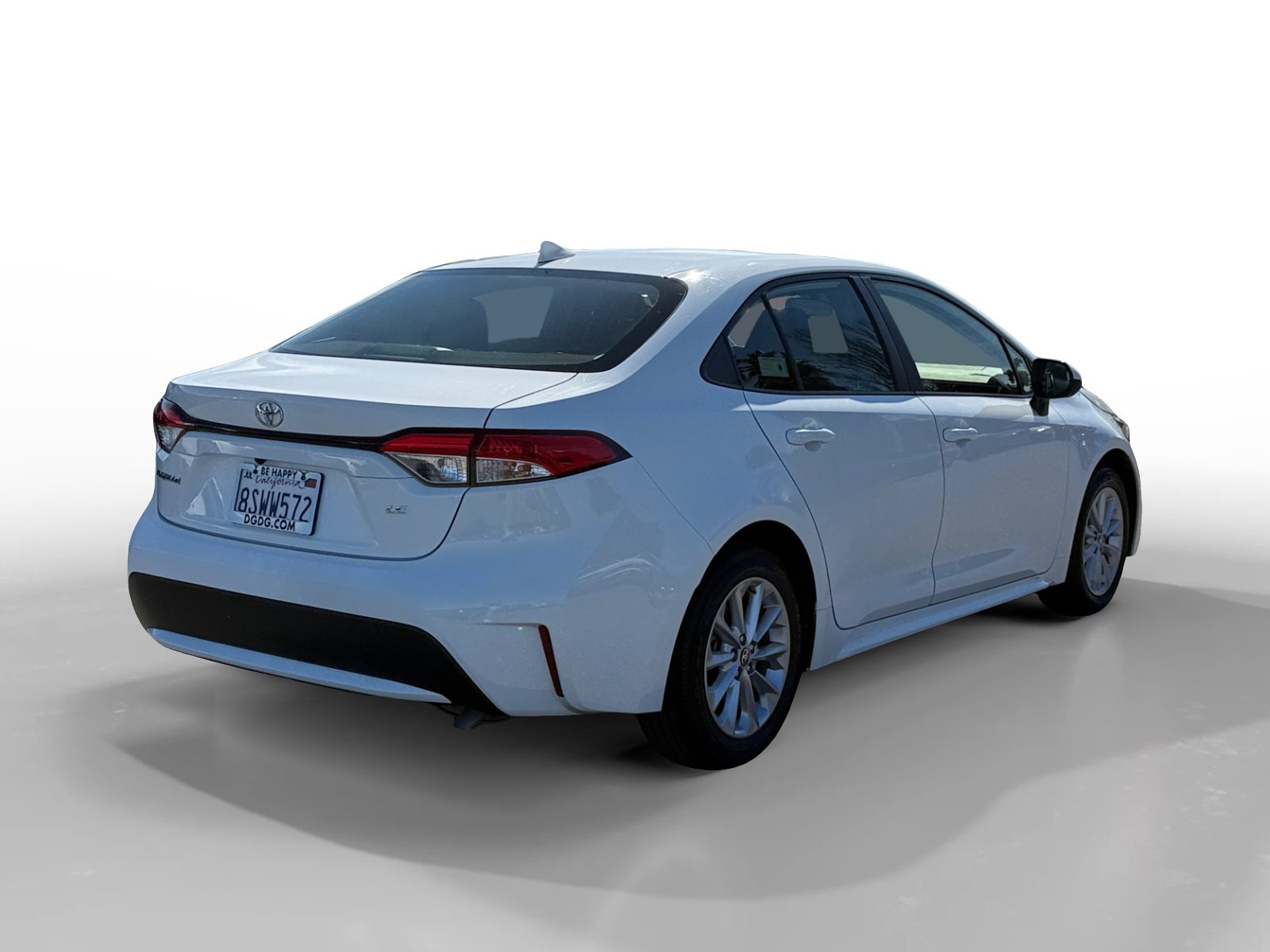 Used 2020 Toyota Corolla LE w/ LE Convenience Package FWD image 5